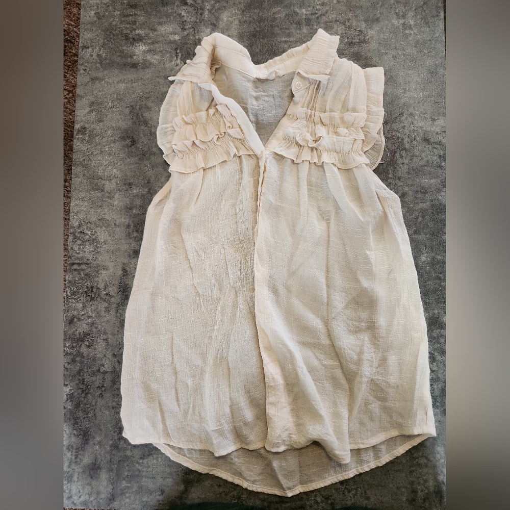 E hanger M shirt